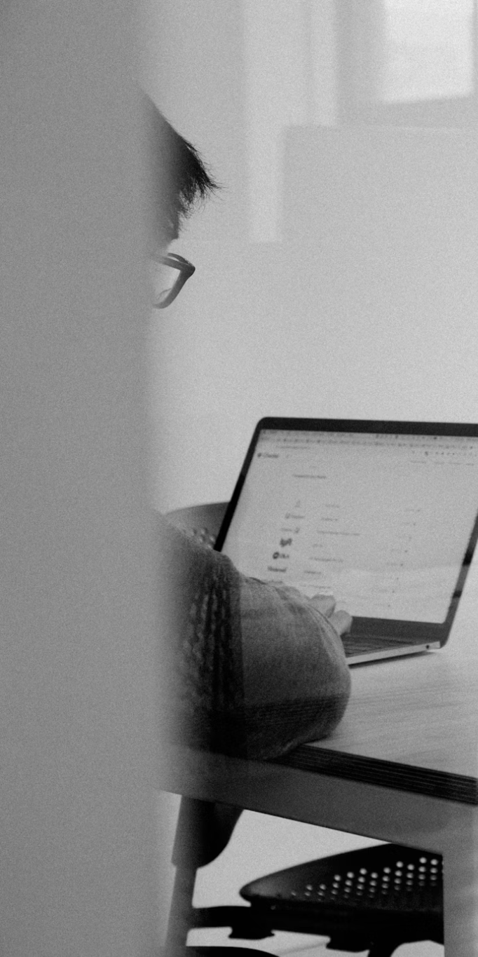 Team collaboration left